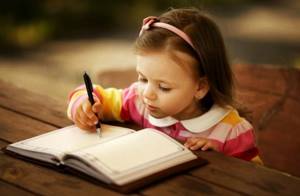 как научить ребенка держать правильно ручку
