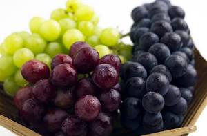 можно ли виноград при кормлении грудью